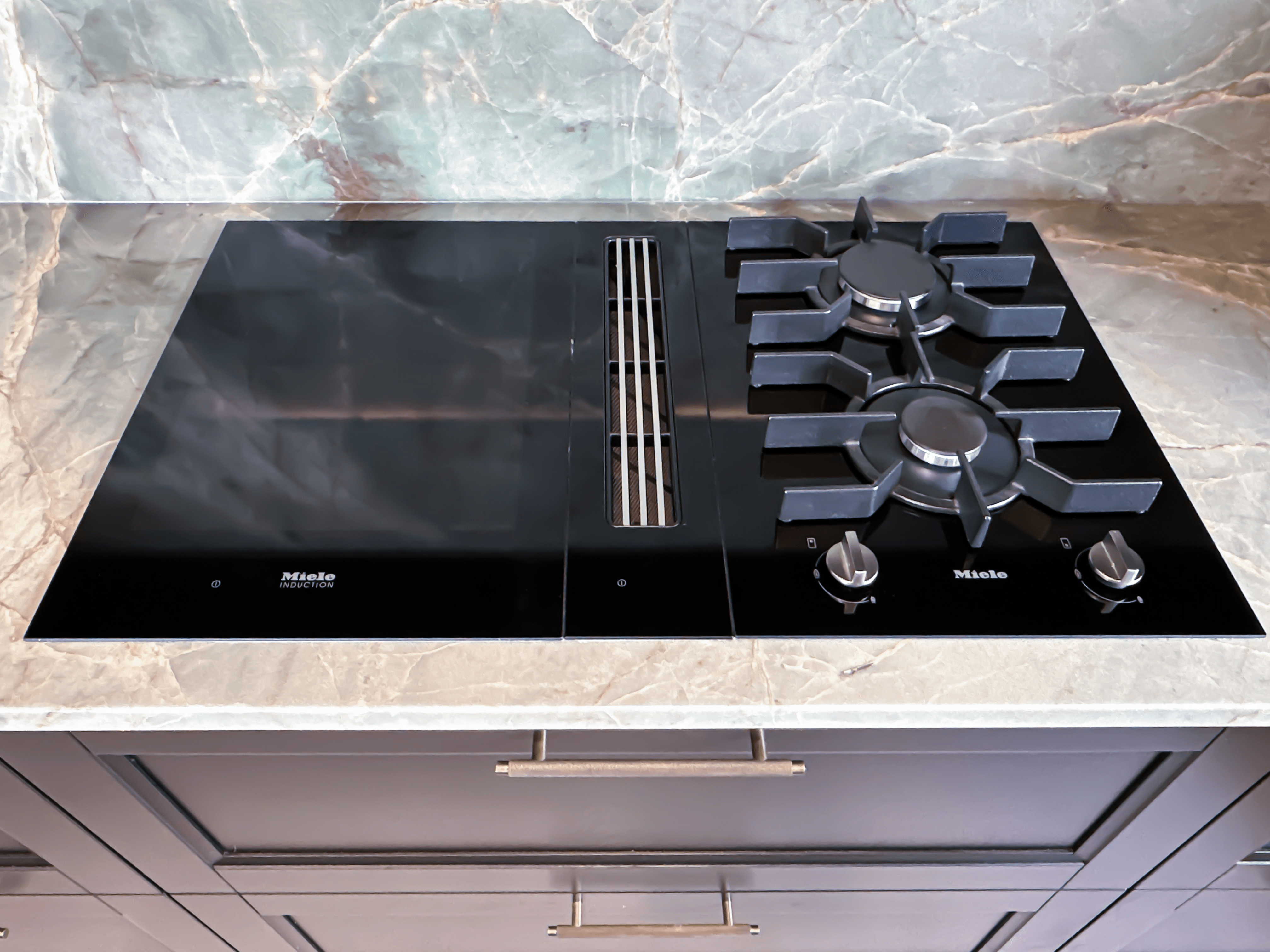 Purchase kitchen equipment such as stovetop in London